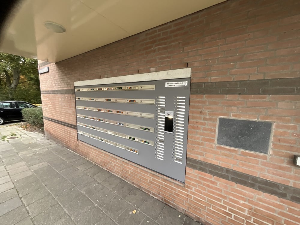 Van Broeckhovenlaan 107