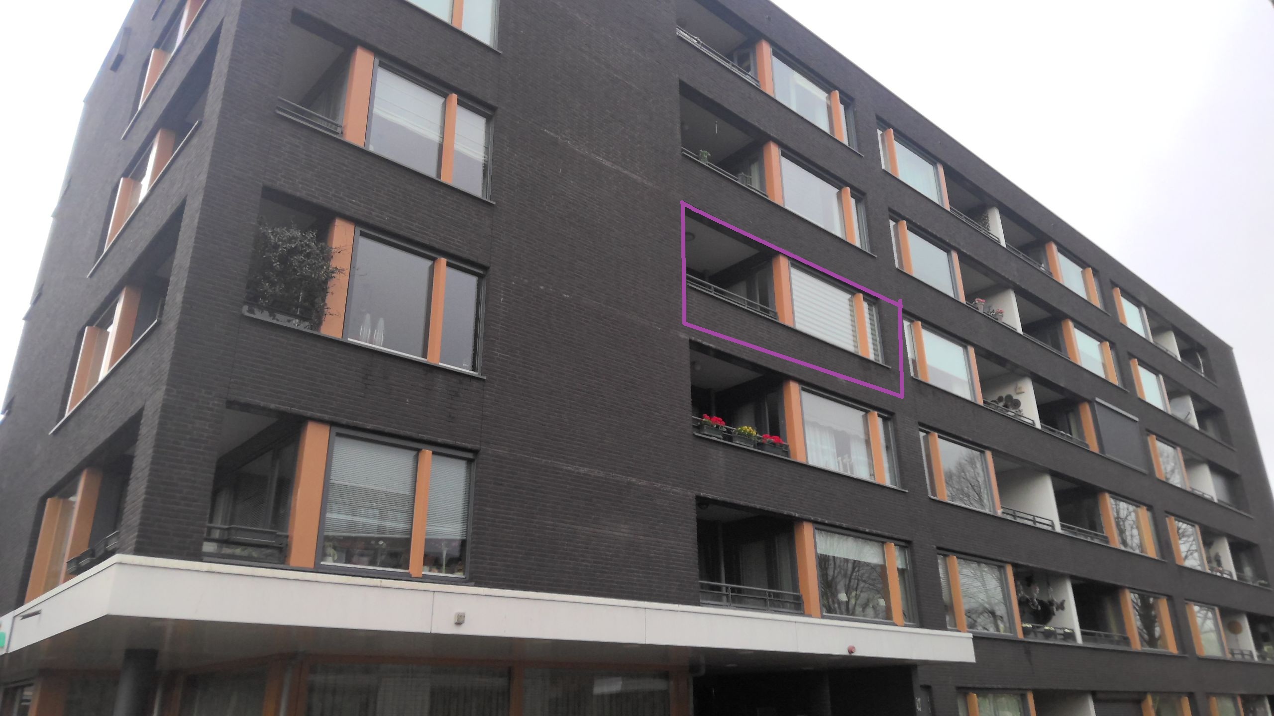 Eemweg 68, 5215 HR 's-Hertogenbosch, Nederland