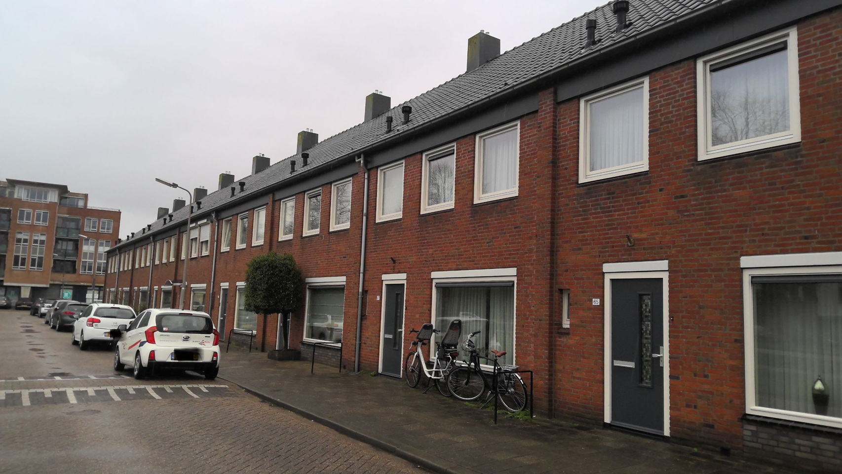 Van Broeckhovenlaan 65