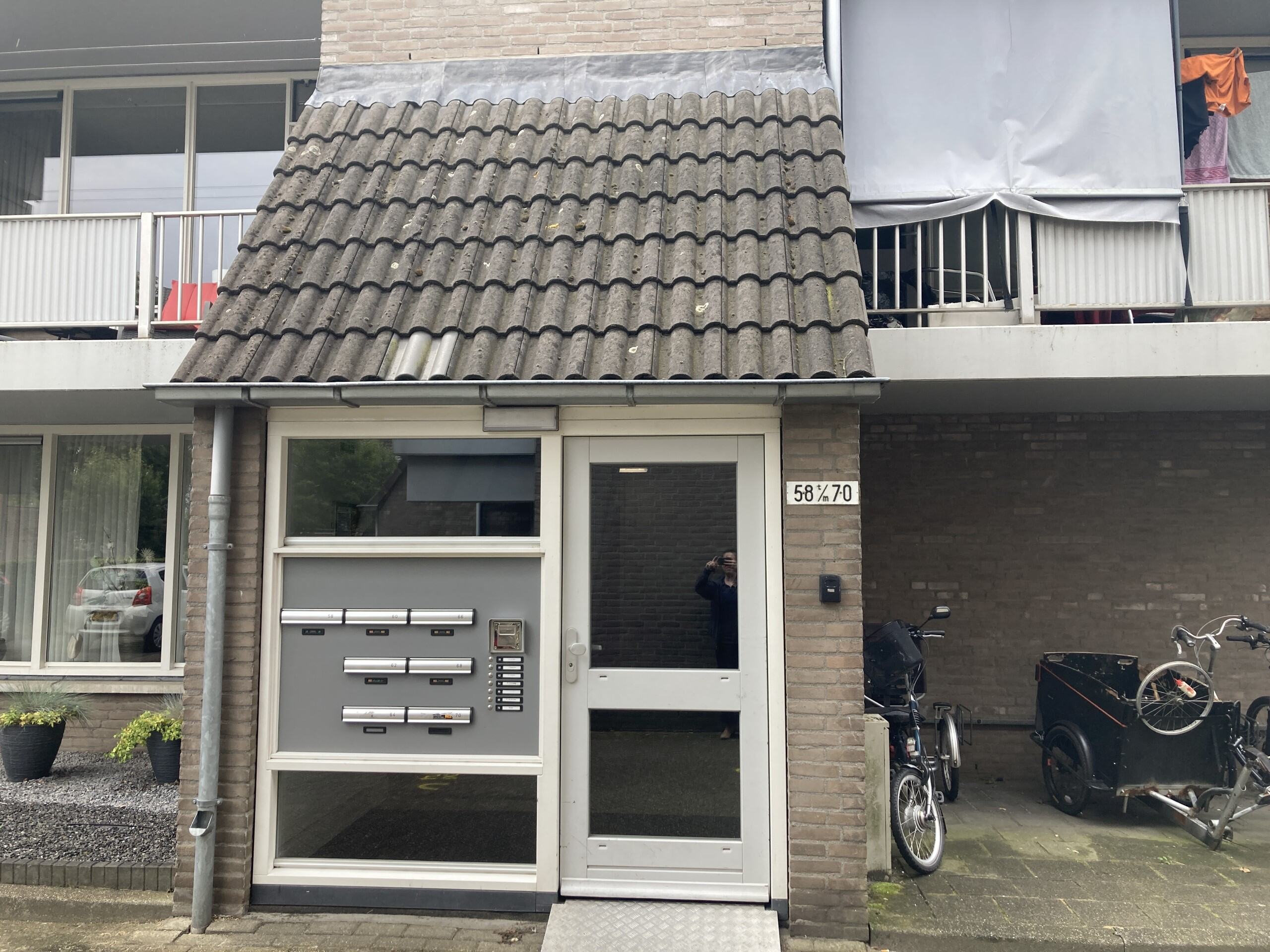 Burgakker 64