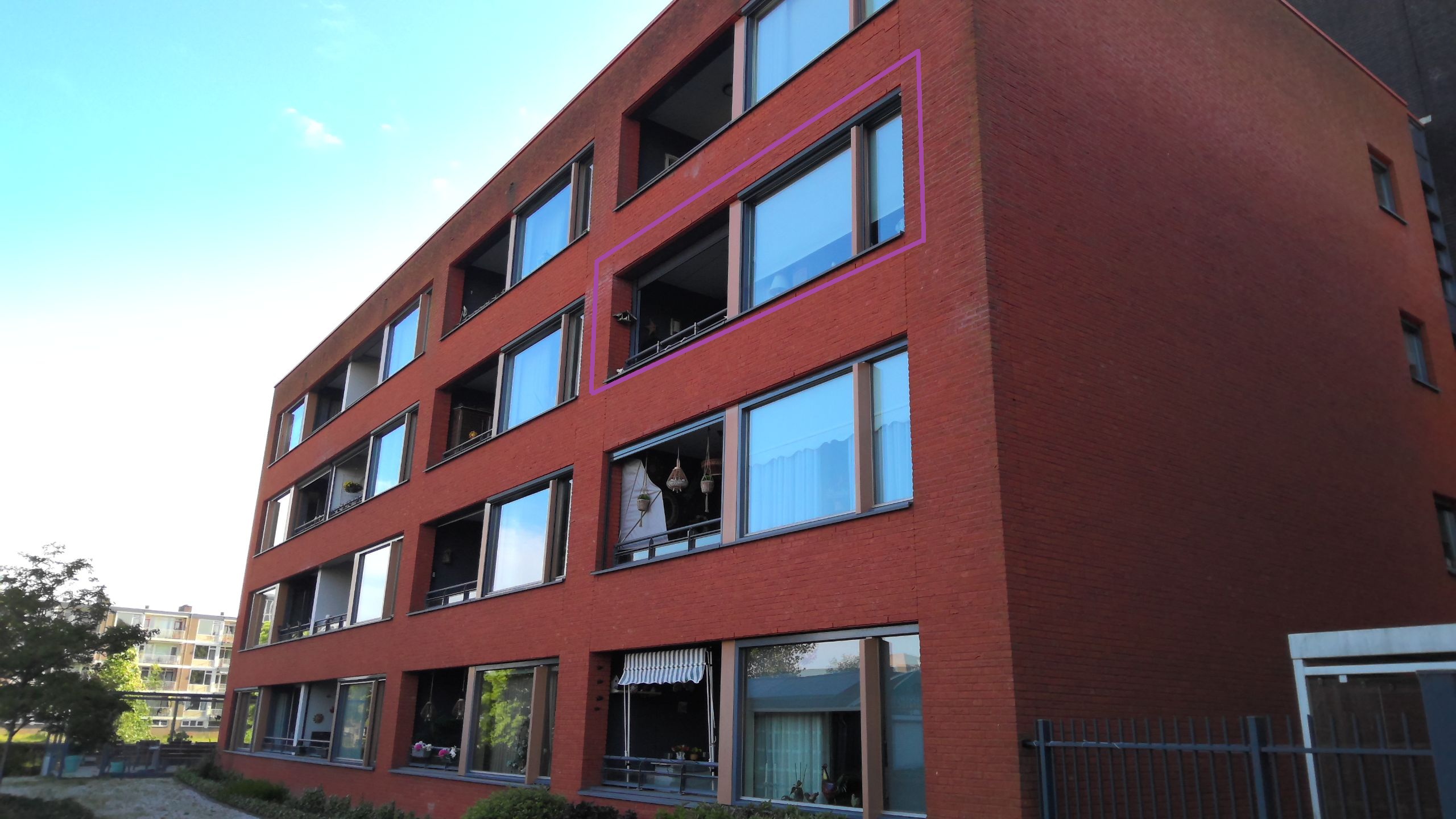 Eemweg 64, 5215 HR 's-Hertogenbosch, Nederland