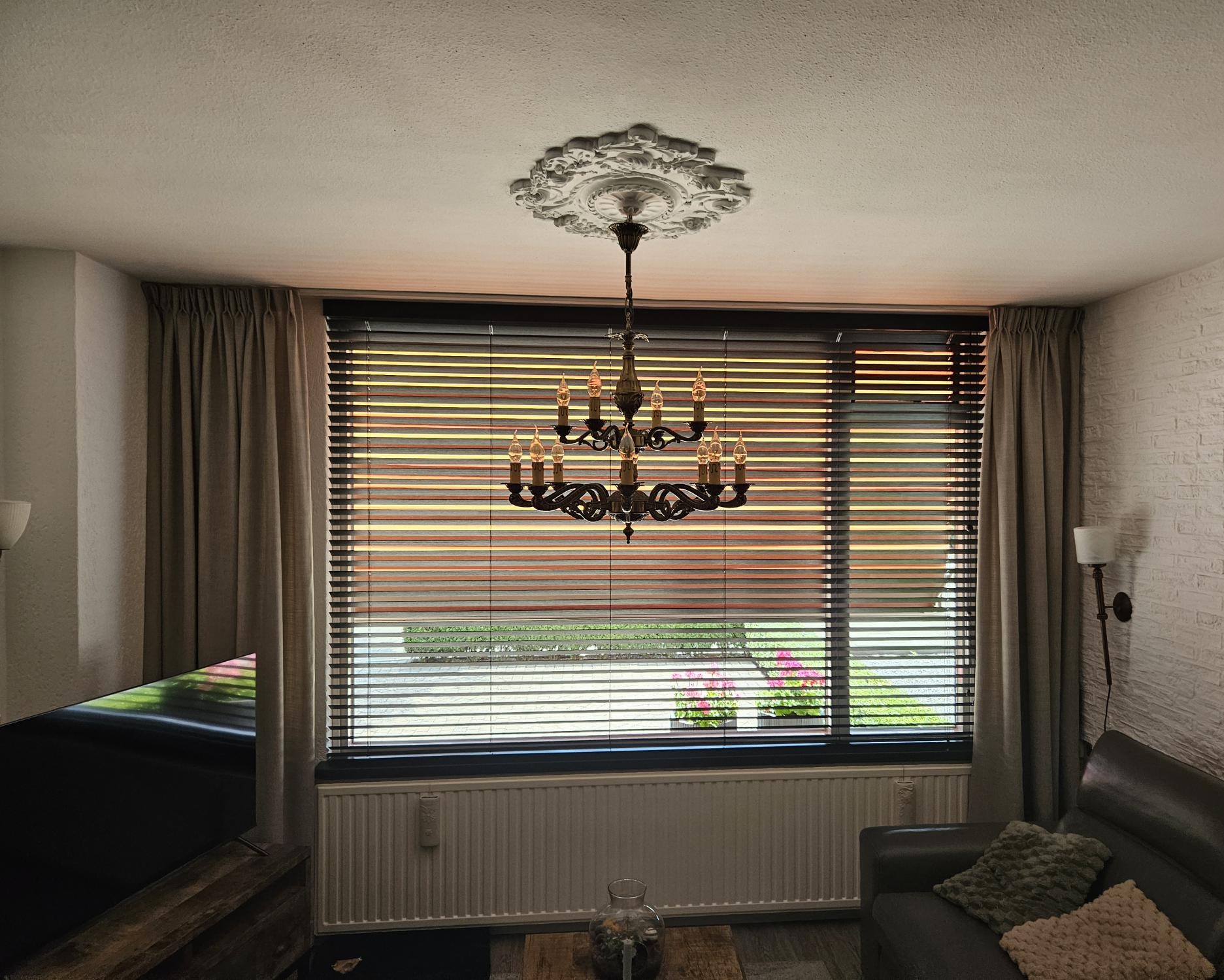Van Leeuwenstraat 54