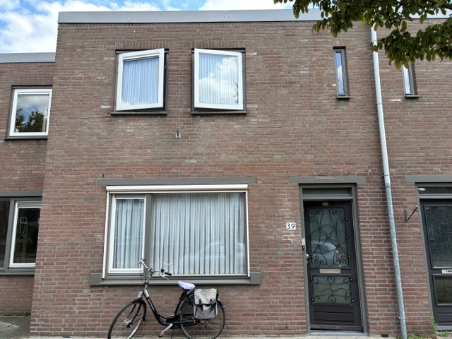 Oostwal 39