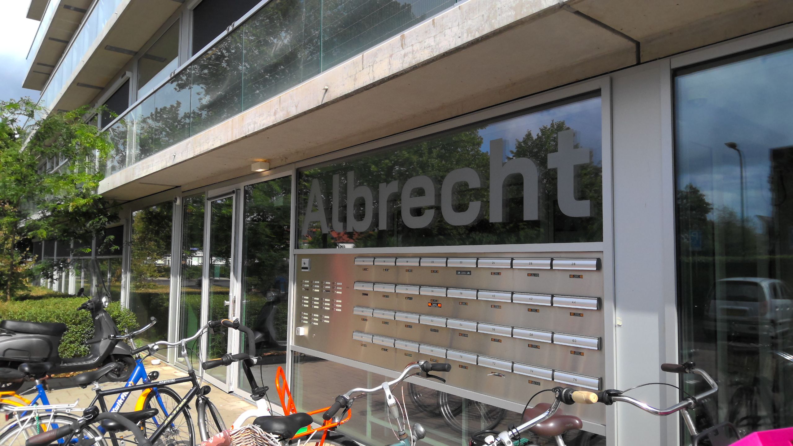 Rodenbachstraat 76
