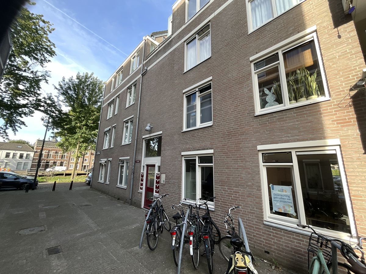 Rouppe Van Der Voortplein 16