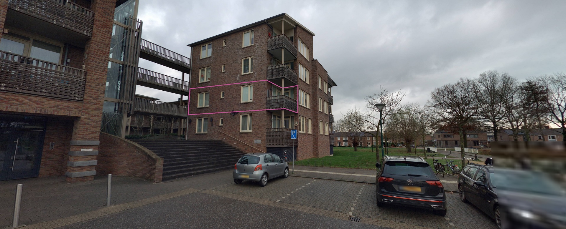 Pastoor van Den Hurkplein 18, 5361 BZ Grave, Nederland